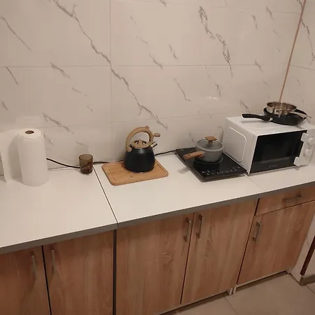 Apartment Cale Mieszkanie 2 Pokojowe,super Lokalizacja ,w Wiezowcu Z Pieknym Widokiem,2 Duze Lozka