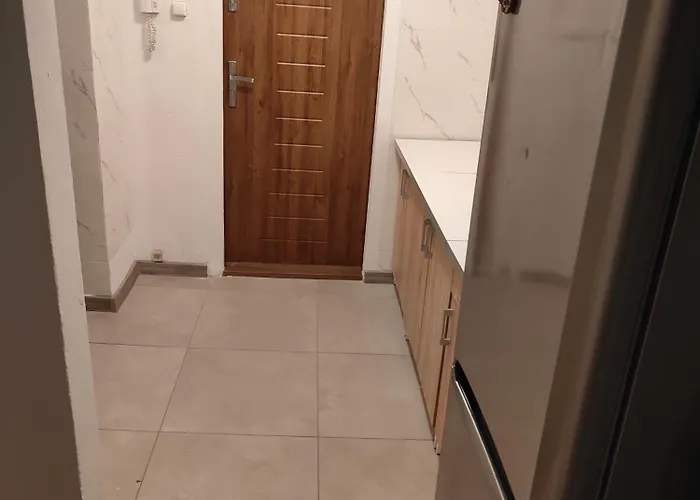 דירה Cale Mieszkanie 2 Pokojowe,super Lokalizacja ,w Wiezowcu Z Pieknym Widokiem,2 Duze Lozka,i 1 Jednonosobowe