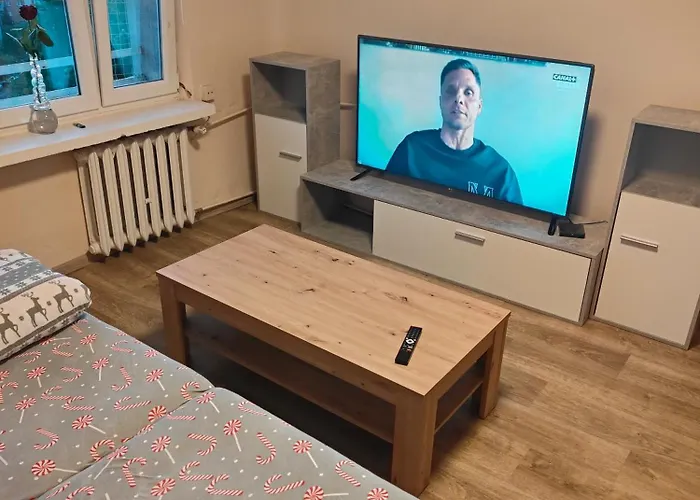 דירה Cale Mieszkanie 2 Pokojowe,super Lokalizacja ,w Wiezowcu Z Pieknym Widokiem,2 Duze Lozka,i 1 Jednonosobowe